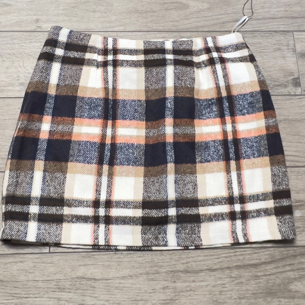 Chic Plaid A-Line Skirt in Black, Brown, and Cream
